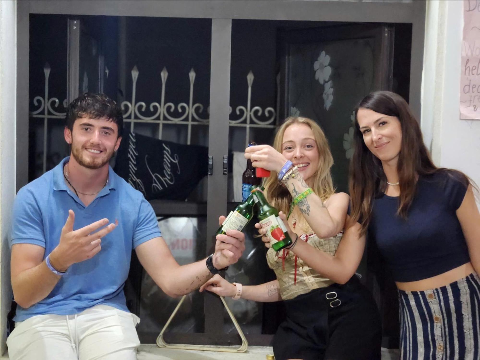 Ha Long Fancy Hostel With Vegetarian And Vegan Restaurant מראה חיצוני תמונה